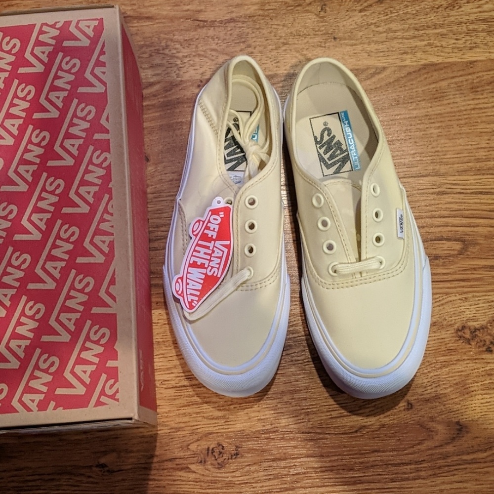 Vans Pale Yellow Sneakers